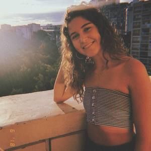 Meet your Posher, Andrea